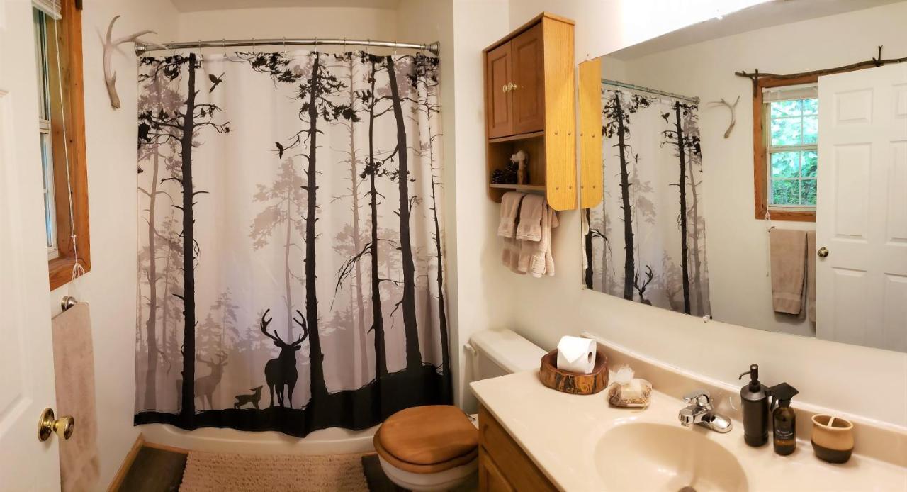 Ridge Retreat At Hearthstone Cabins And Camping - Pet Friendly Helen Exterior photo