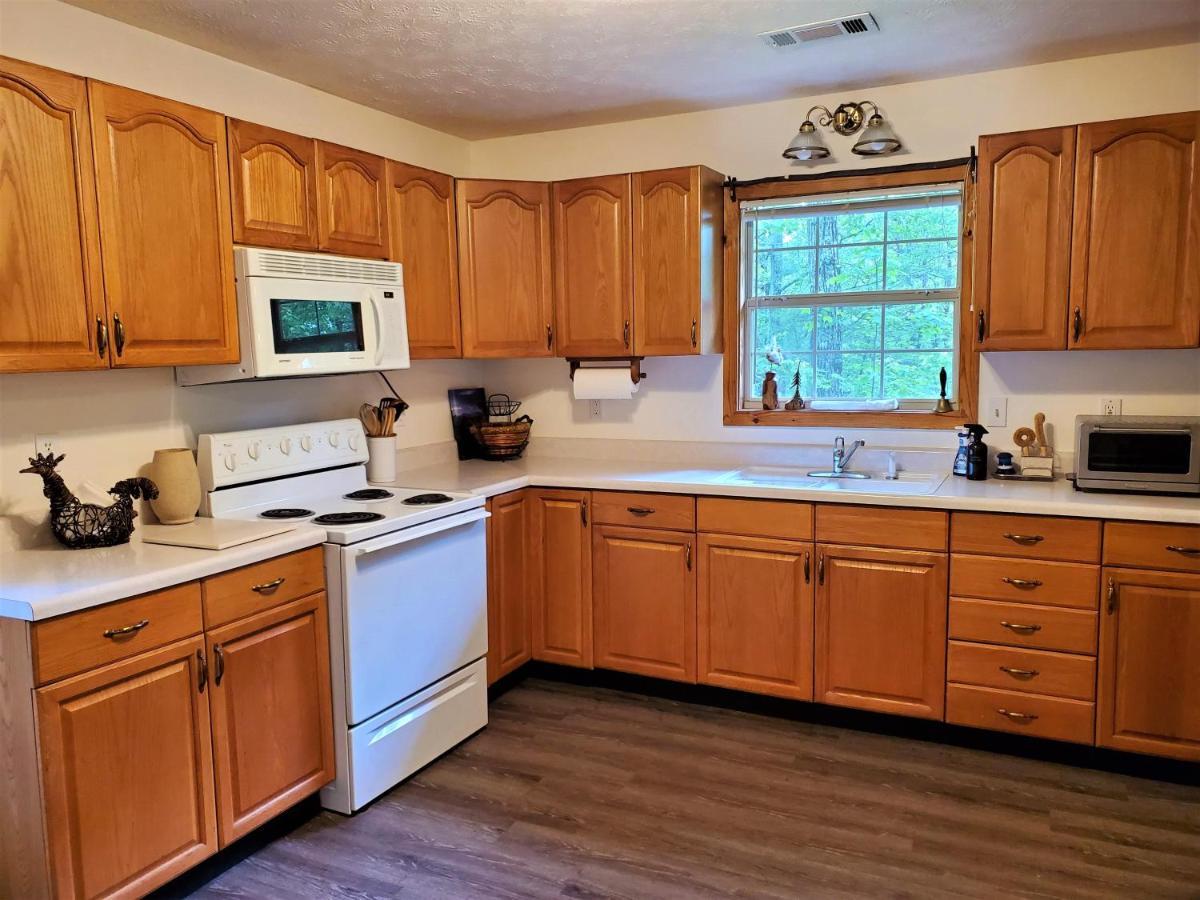 Ridge Retreat At Hearthstone Cabins And Camping - Pet Friendly Helen Exterior photo
