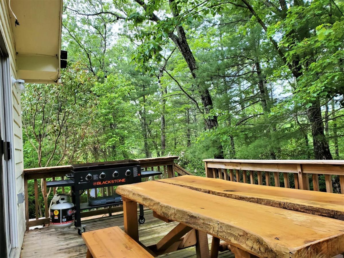 Ridge Retreat At Hearthstone Cabins And Camping - Pet Friendly Helen Exterior photo